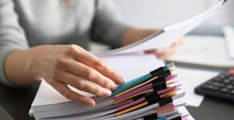 Understanding the Meaning of Collate in Printing - 99designspackaging